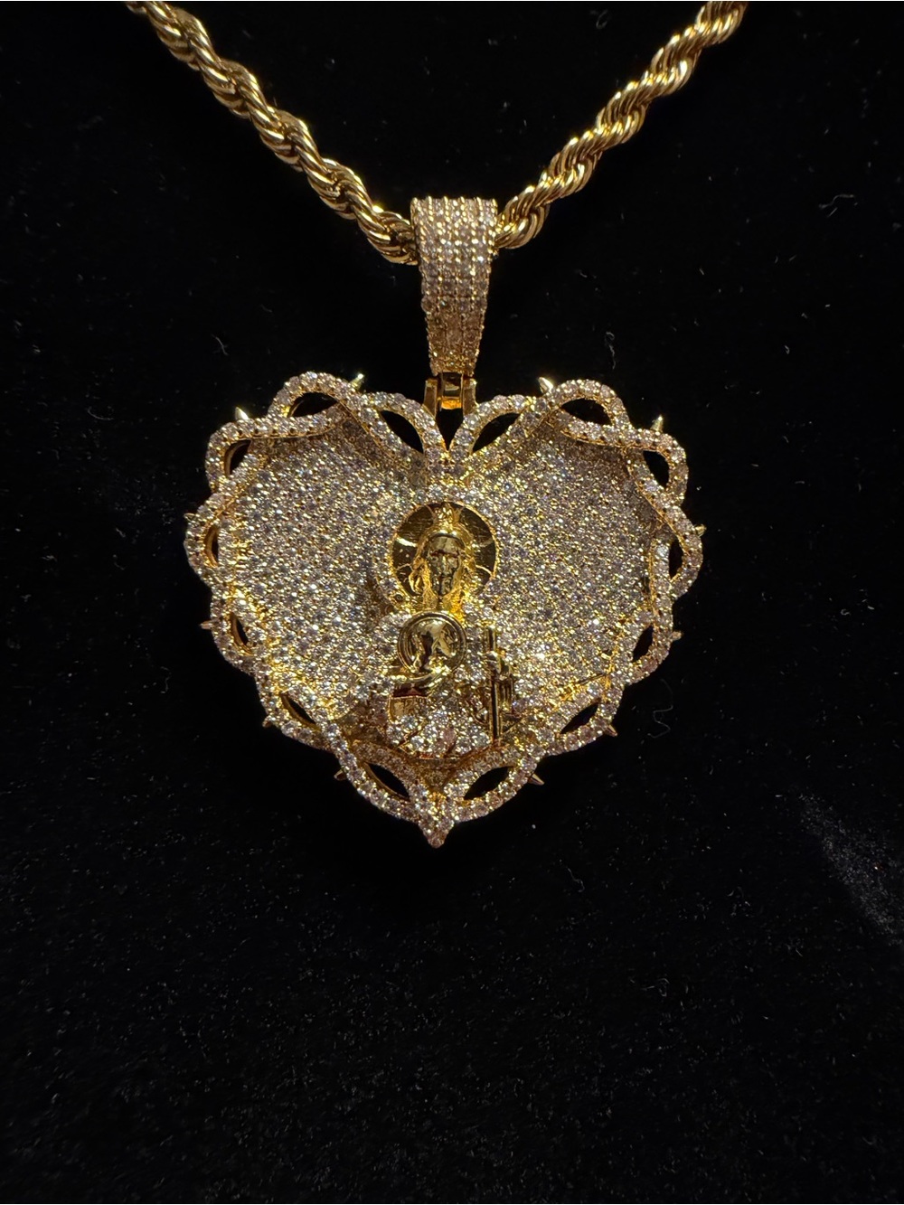 San Judas Pendant with Heart – Full Moissanite | 14K Gold Plated